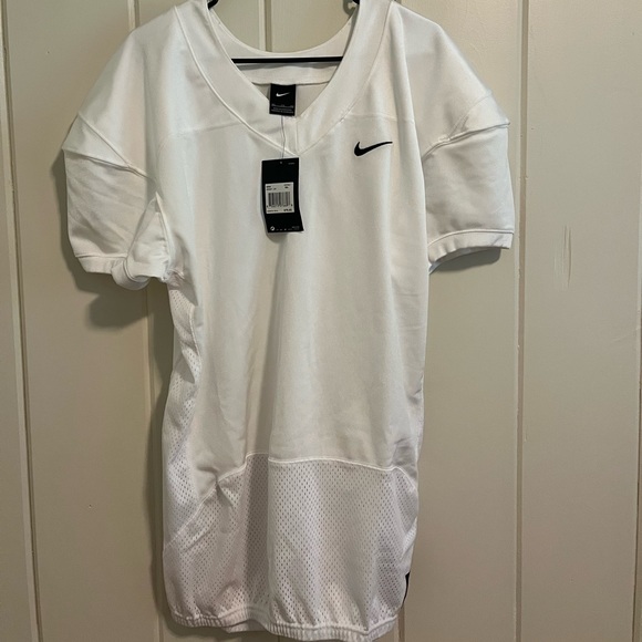 NWT White Nike Football Jerseys in multiple sizes. - Picture 1 of 6
